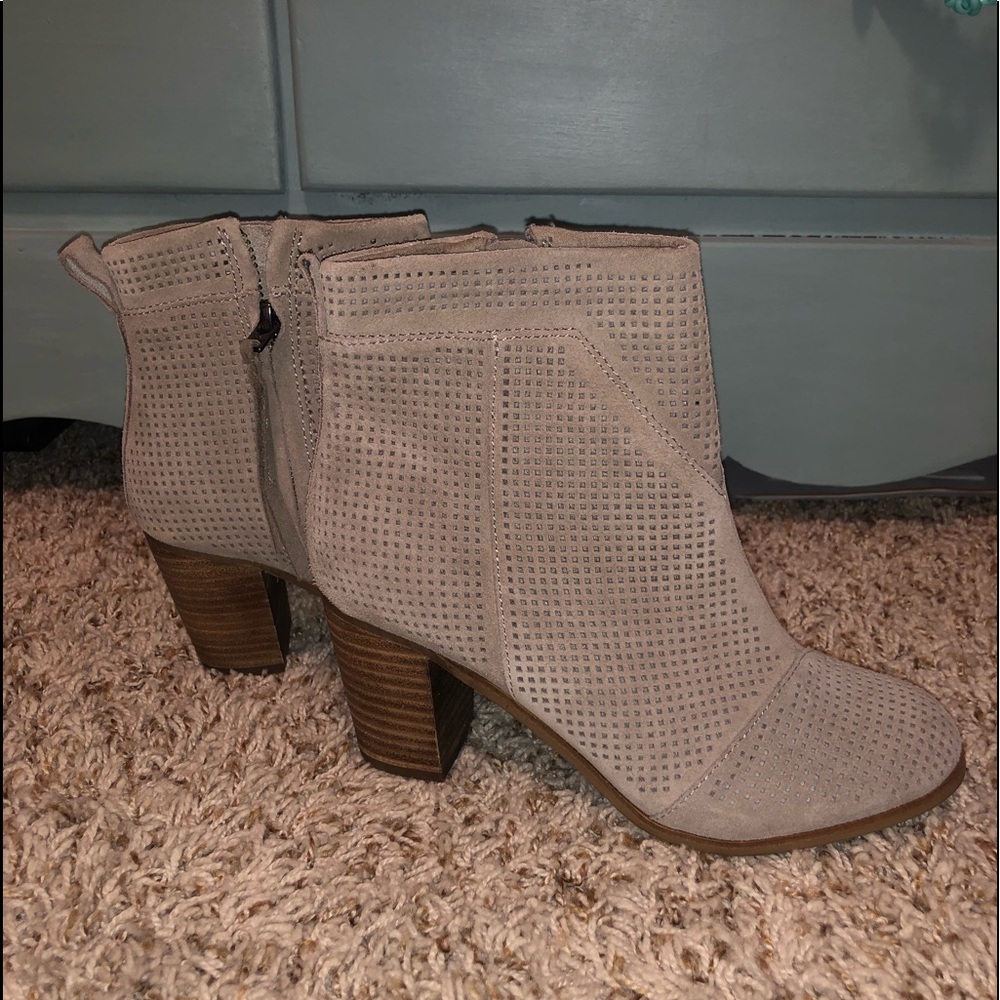 TOMS Lunata booties